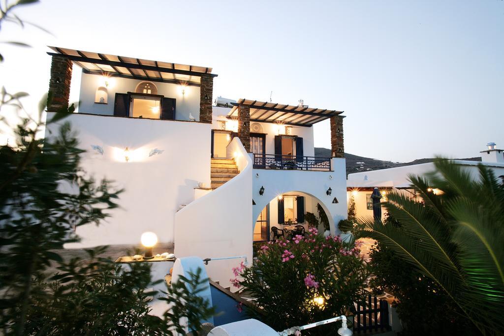 Irini Studios In Tinos Ájosz Joánisz Kültér fotó